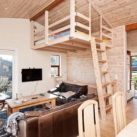 Feriehus Holiday Home Spurvevaenget Brejning