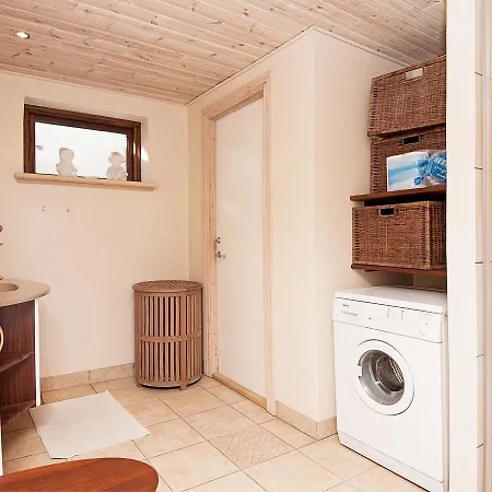 Feriehus Holiday Home Spurvevaenget